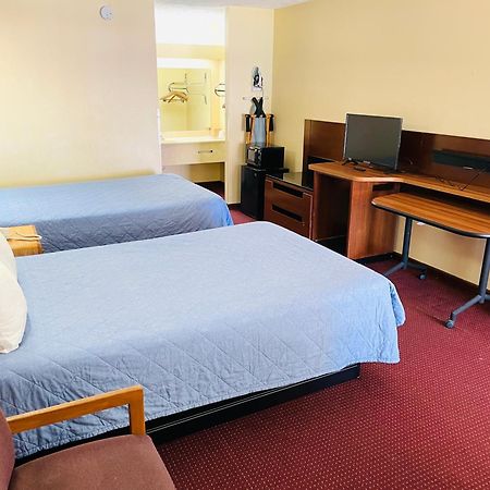 Western Inn Express Hazlehurst Bagian luar foto